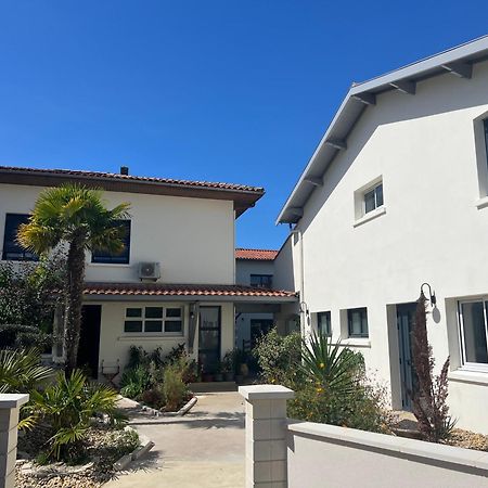 סולאק-סור-מר Hotel La Pinede מראה חיצוני תמונה