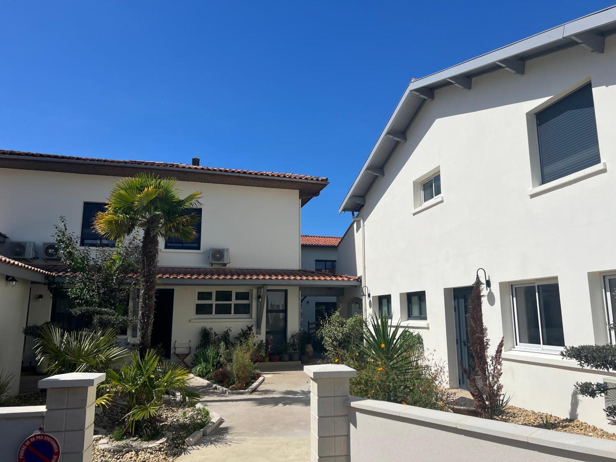 סולאק-סור-מר Hotel La Pinede מראה חיצוני תמונה